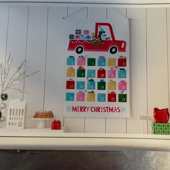 Wonder shop fabric countdown calendar - Picture 2 of 5